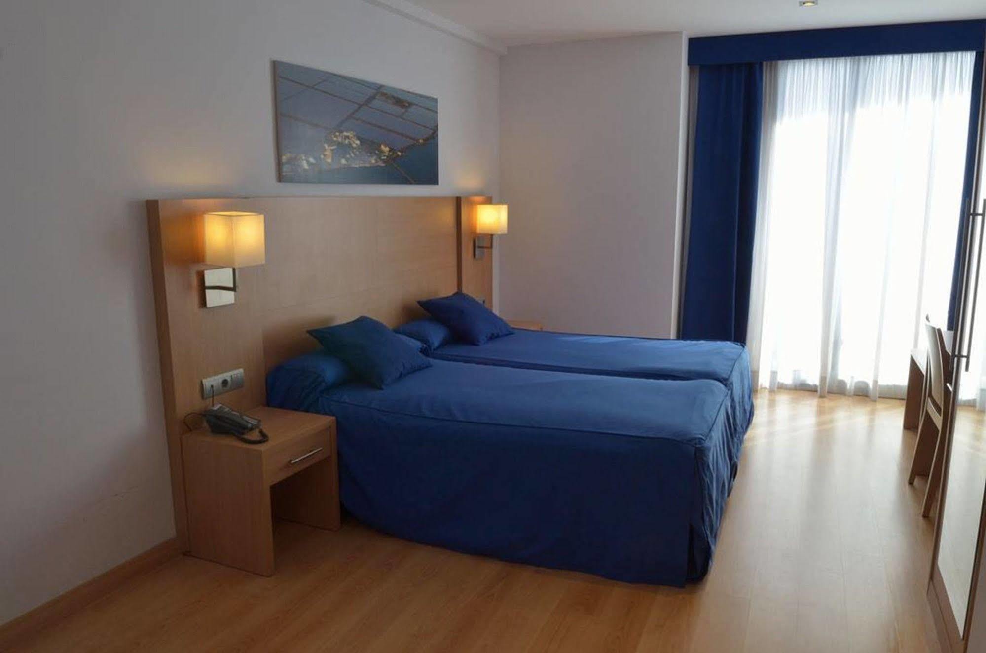 Del Port 3*